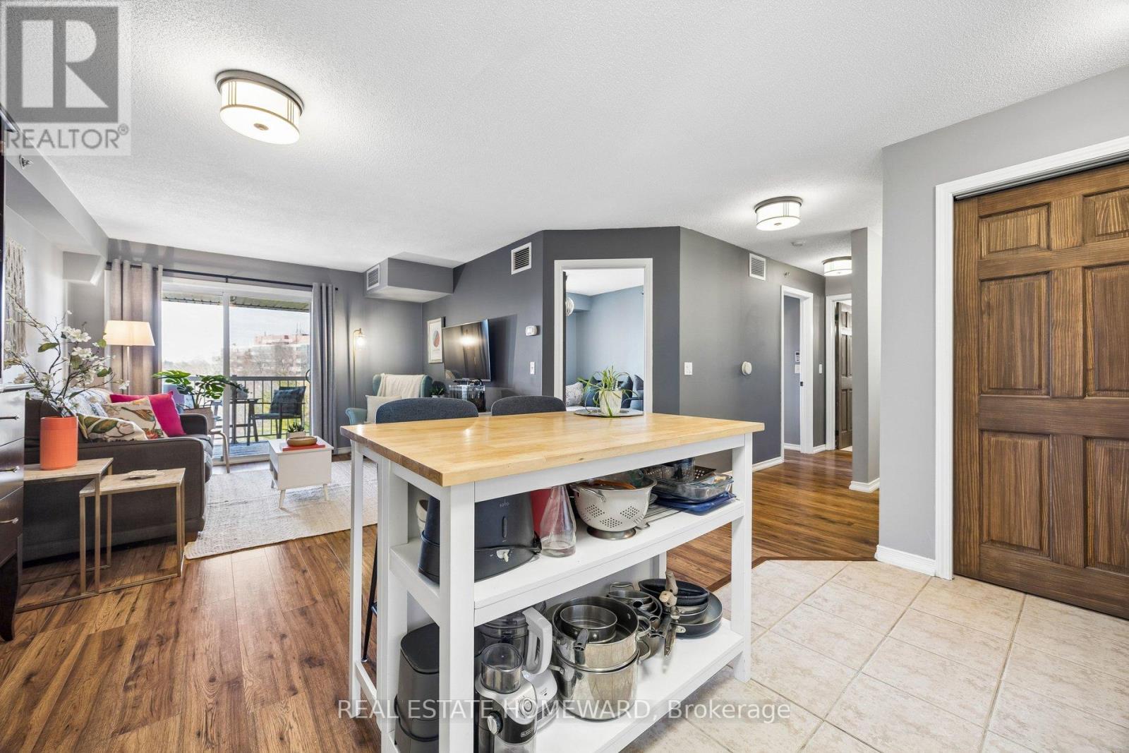 401 - 684 Warden Avenue, Toronto, Ontario  M1L 4W4 - Photo 14 - E12970754