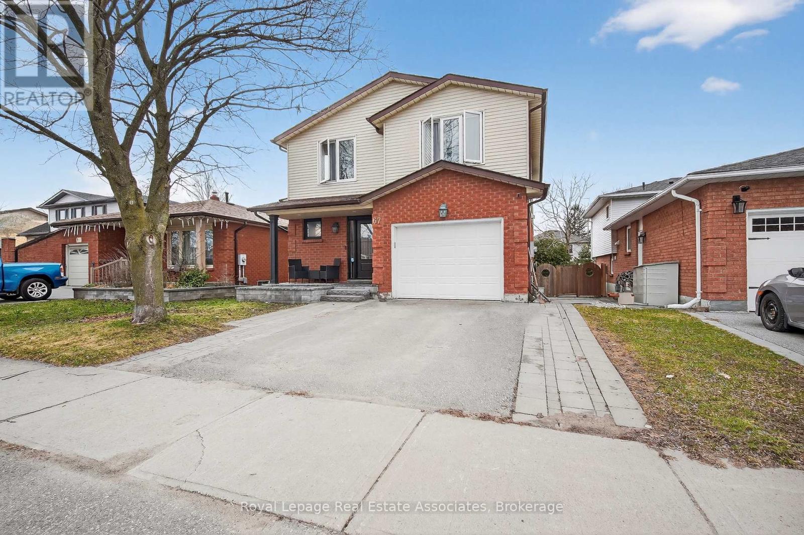 67 Beechnut Crescent, Clarington, Ontario  L1E 1Y4 - Photo 2 - E12970844
