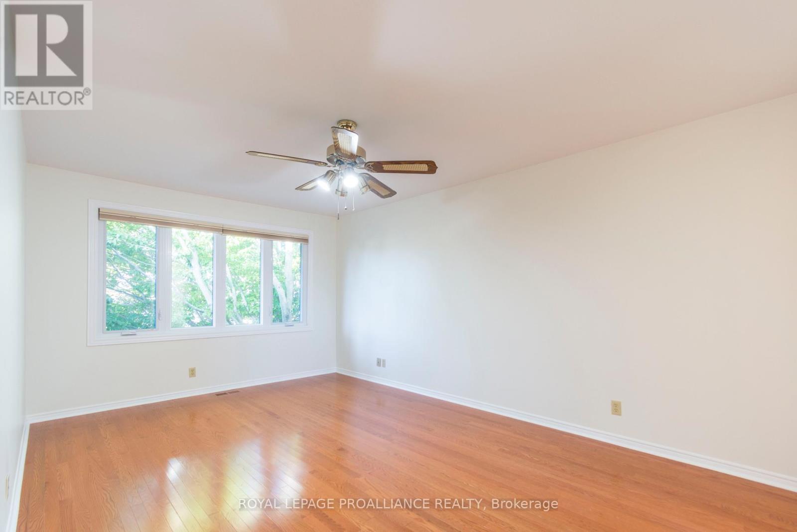 37 Dungannon Drive, Belleville, Ontario  K8P 5E7 - Photo 24 - X12729694