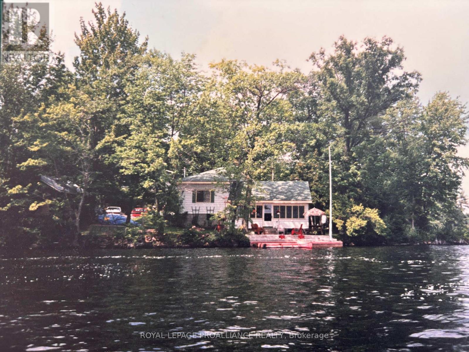 71 FIRE 15 ROUTE, north kawartha, Ontario