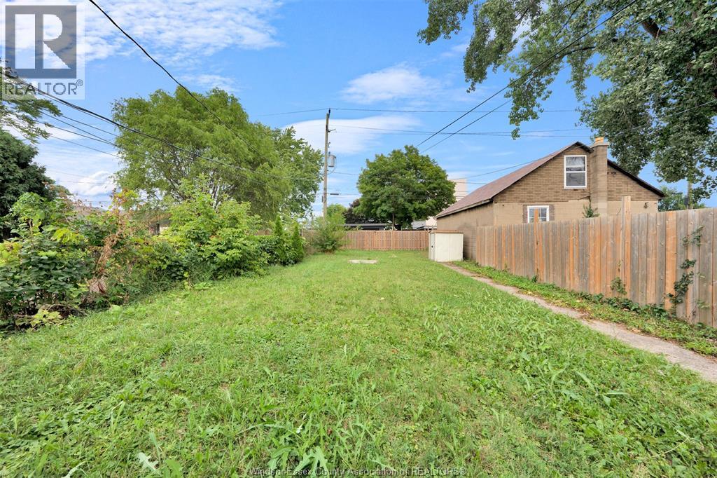 764 Windsor Avenue, Windsor, Ontario  N9A 1J9 - Photo 18 - 26007333