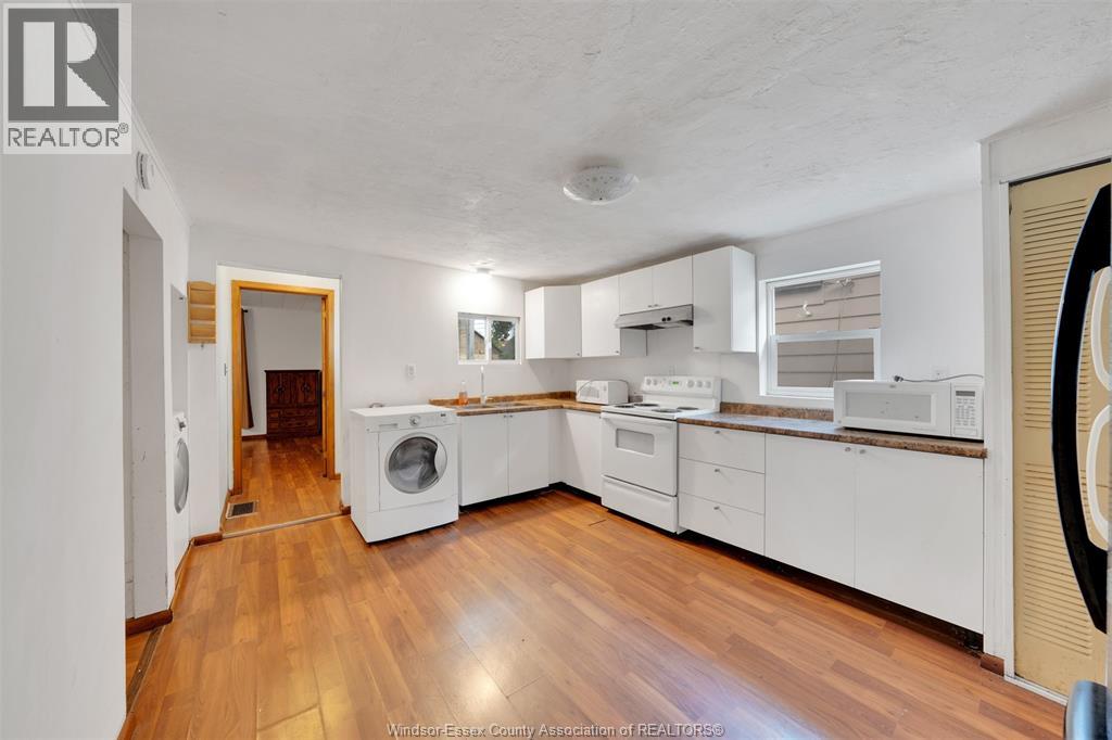 764 Windsor Avenue, Windsor, Ontario  N9A 1J9 - Photo 8 - 26007333