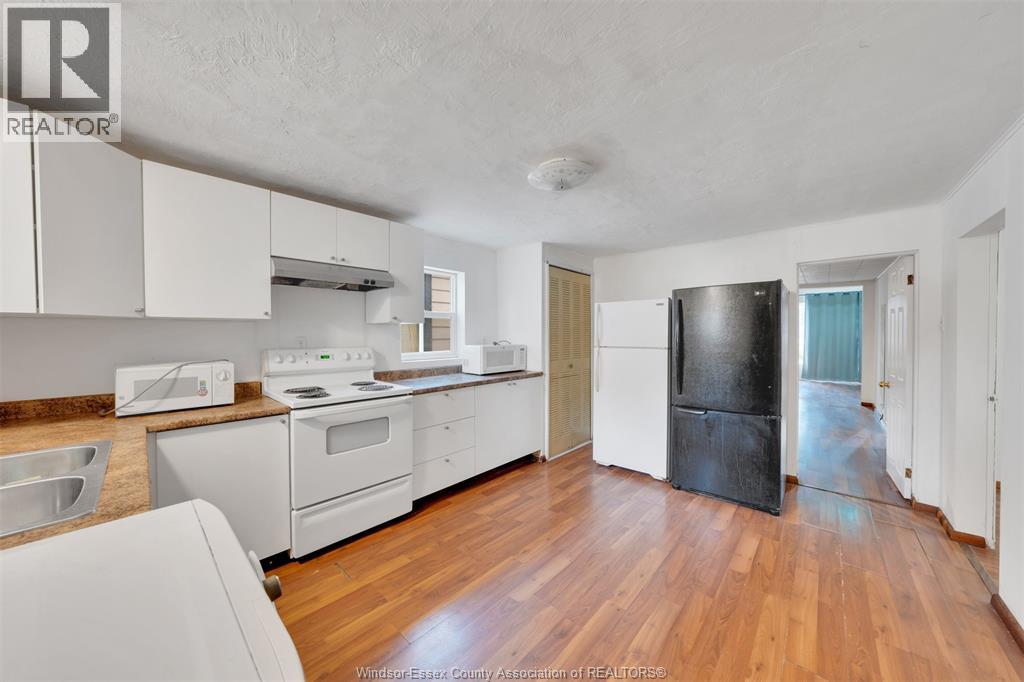 764 Windsor Avenue, Windsor, Ontario  N9A 1J9 - Photo 9 - 26007333