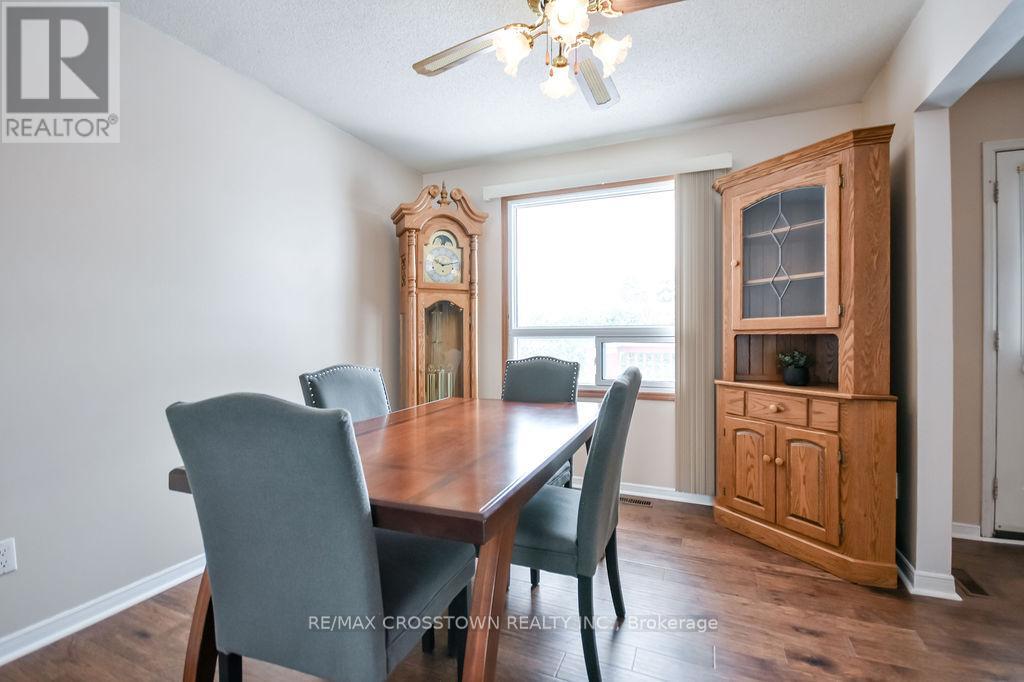 169 Oriole Drive, East Gwillimbury, Ontario  L9N 1G9 - Photo 14 - N12970652