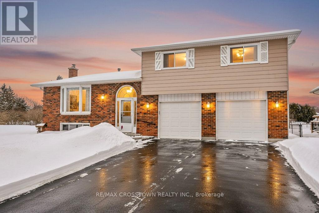 169 Oriole Drive, East Gwillimbury, Ontario  L9N 1G9 - Photo 37 - N12970652