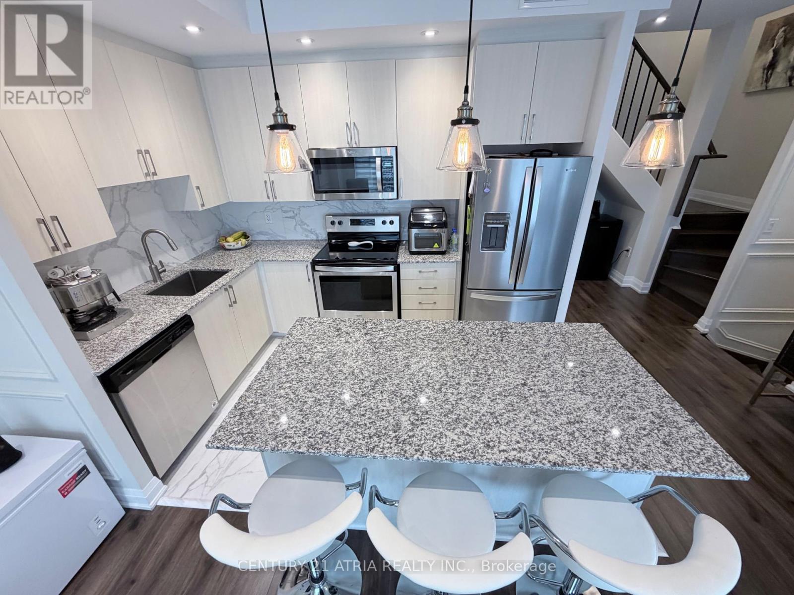 A203 - 5309 Highway 7 Road, Vaughan, Ontario  L4L 0J1 - Photo 13 - N12970676