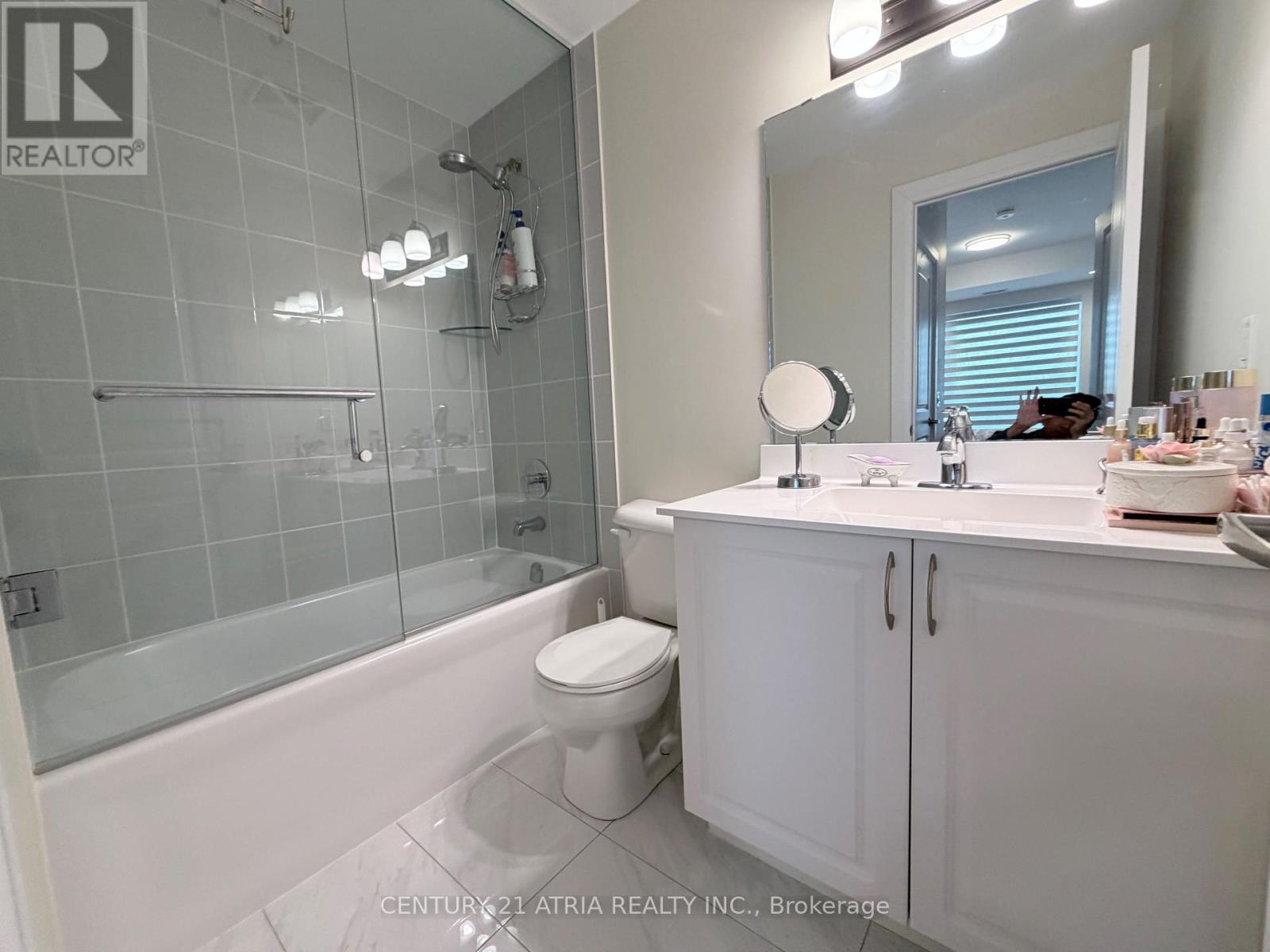 A203 - 5309 Highway 7 Road, Vaughan, Ontario  L4L 0J1 - Photo 28 - N12970676