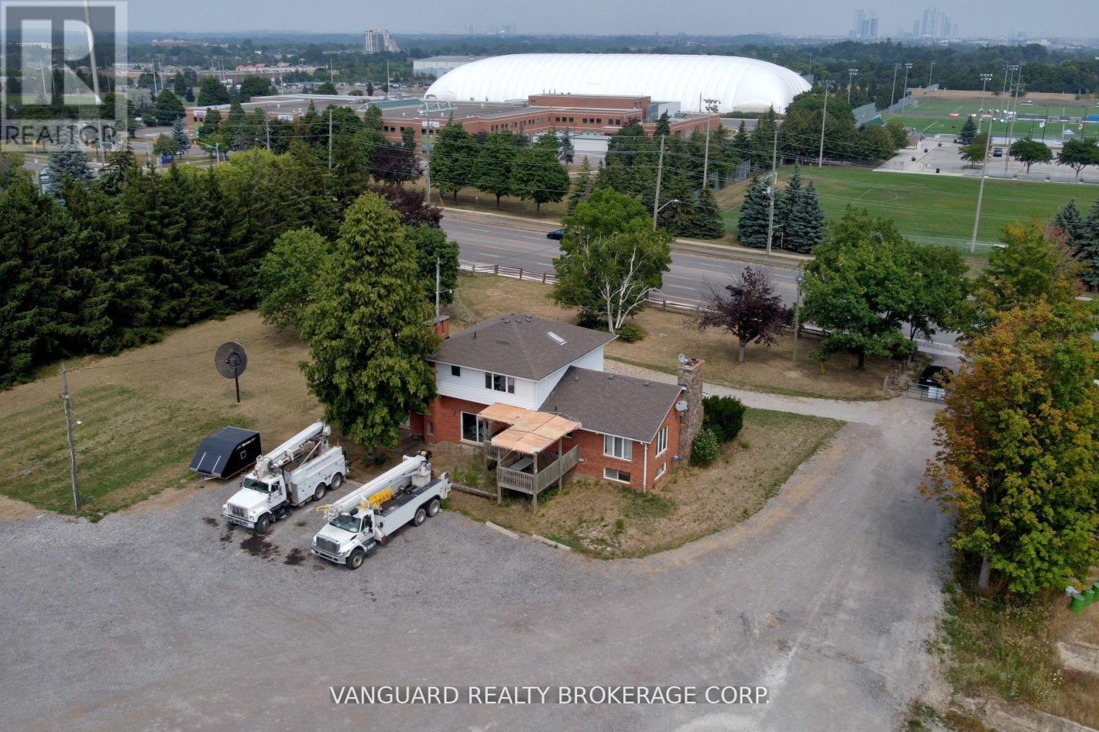 7370 Martin Grove Road, Vaughan, Ontario  L4L 1A5 - Photo 11 - N12970776