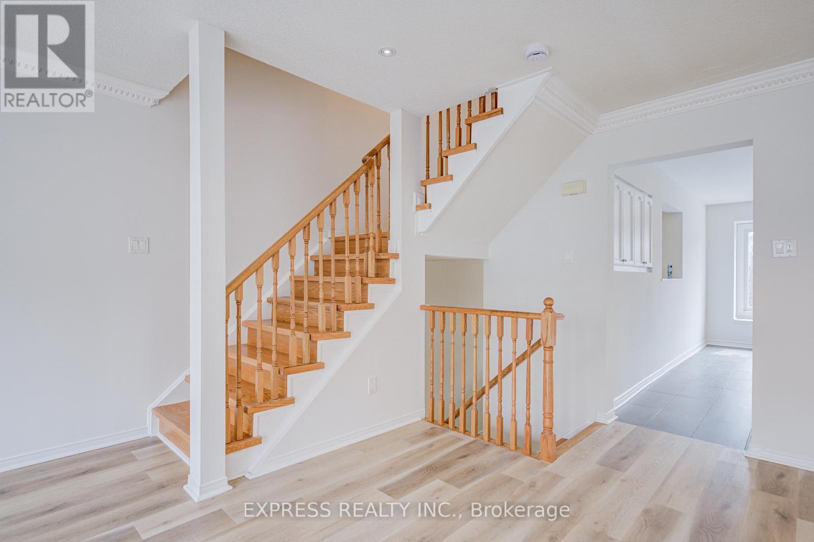 42 Charlotte Angliss Road, Markham, Ontario  L3P 7W6 - Photo 14 - N12970808