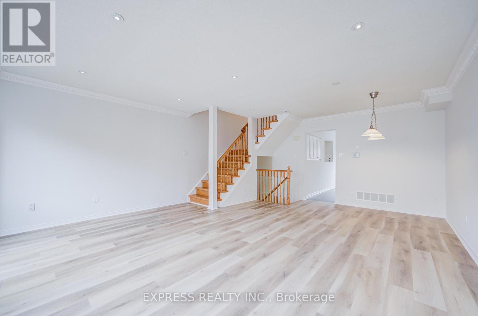 42 Charlotte Angliss Road, Markham, Ontario  L3P 7W6 - Photo 18 - N12970808