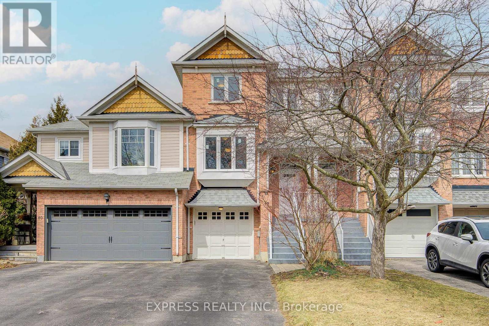 42 Charlotte Angliss Road, Markham, Ontario  L3P 7W6 - Photo 2 - N12970808