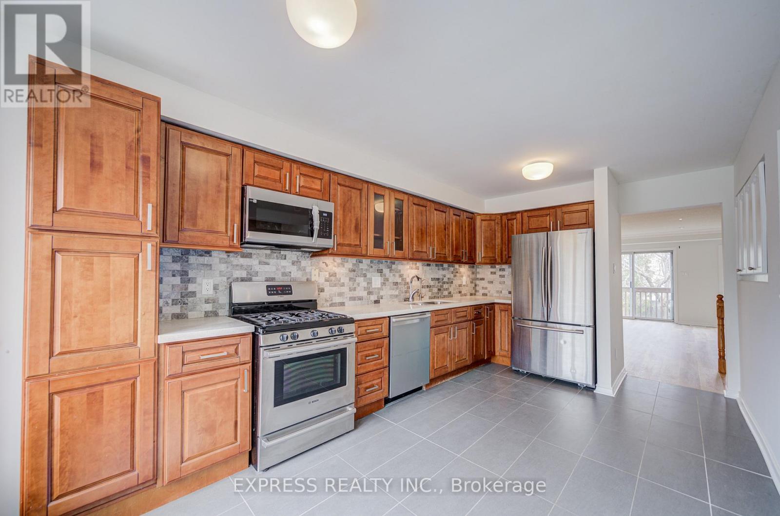 42 Charlotte Angliss Road, Markham, Ontario  L3P 7W6 - Photo 25 - N12970808