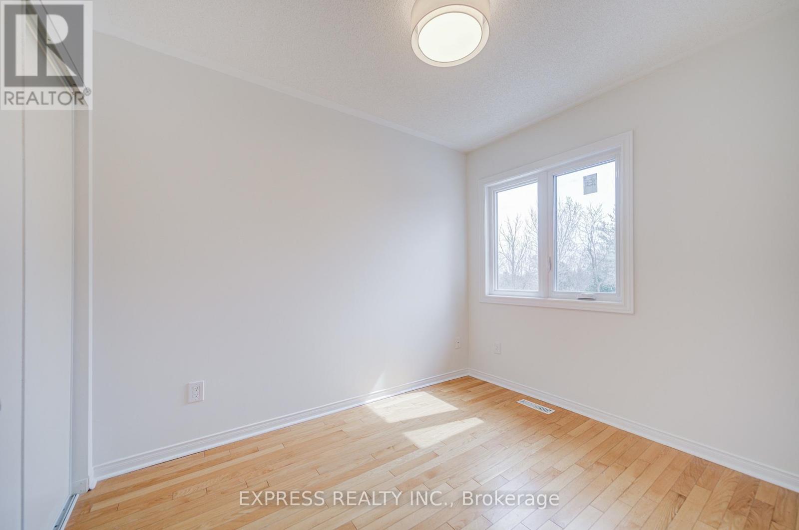 42 Charlotte Angliss Road, Markham, Ontario  L3P 7W6 - Photo 37 - N12970808