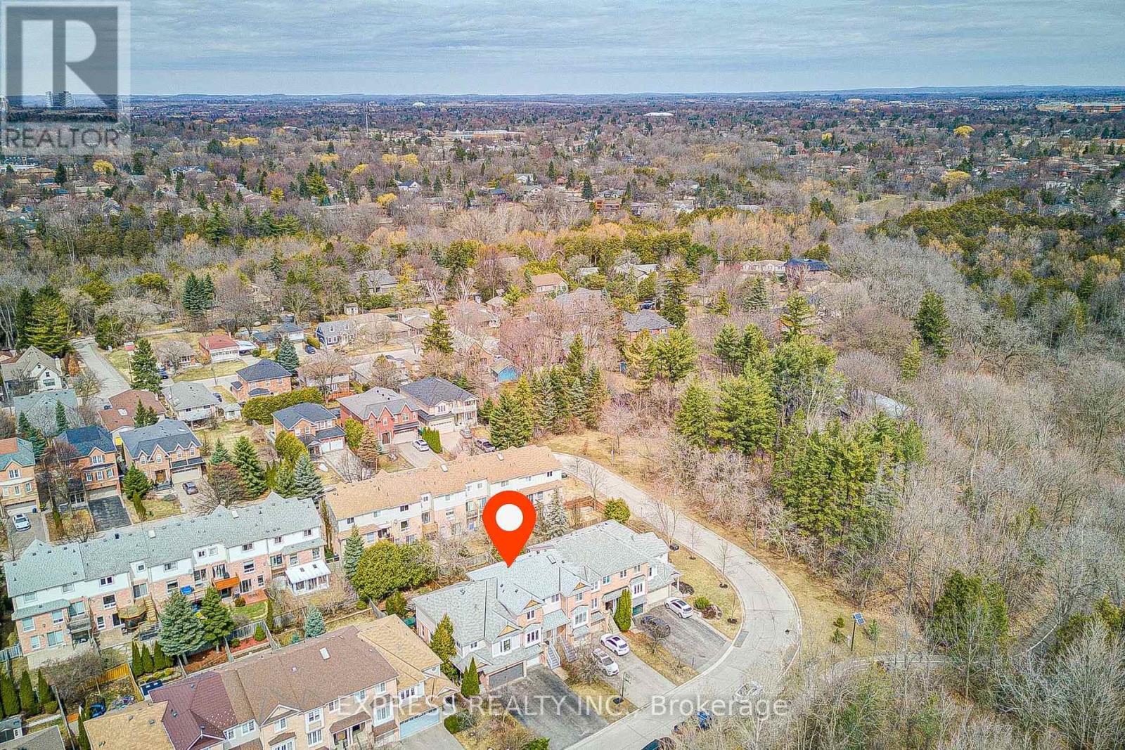 42 Charlotte Angliss Road, Markham, Ontario  L3P 7W6 - Photo 4 - N12970808