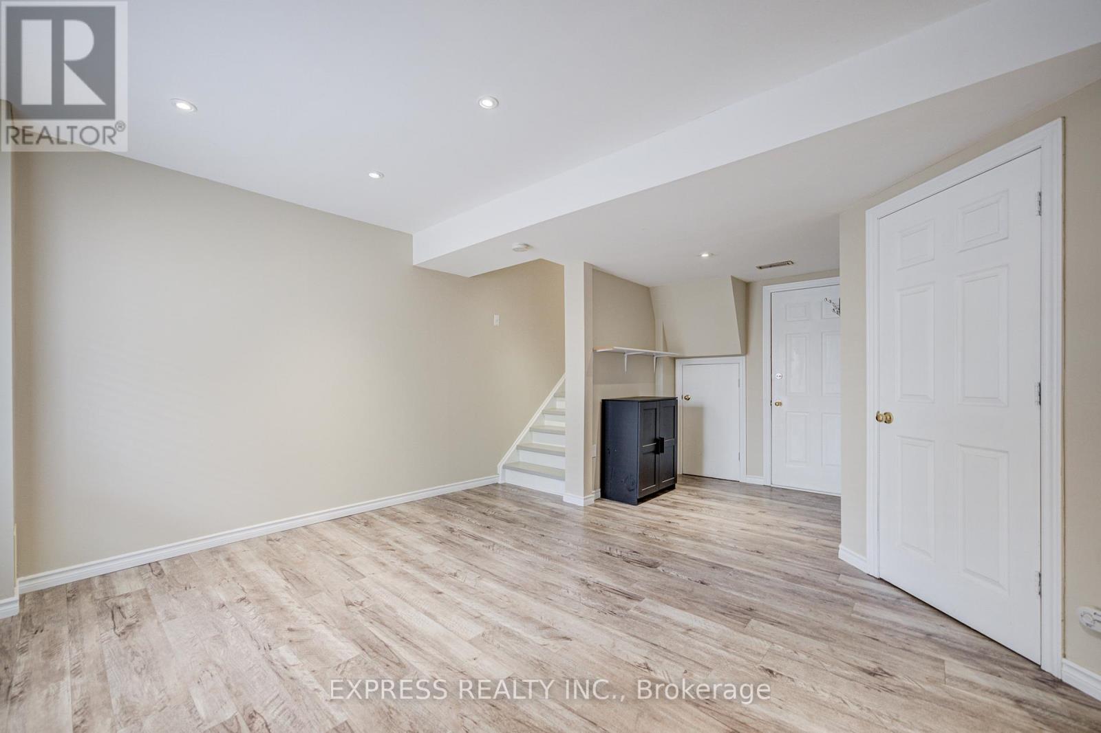 42 Charlotte Angliss Road, Markham, Ontario  L3P 7W6 - Photo 46 - N12970808