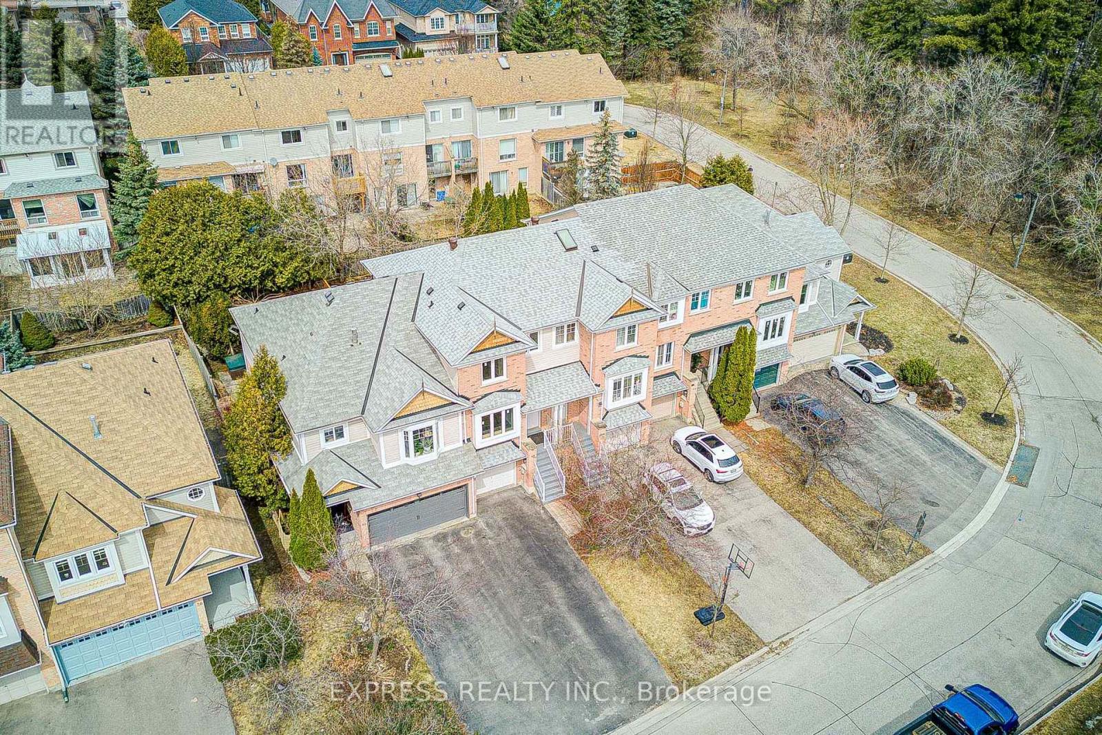 42 Charlotte Angliss Road, Markham, Ontario  L3P 7W6 - Photo 8 - N12970808