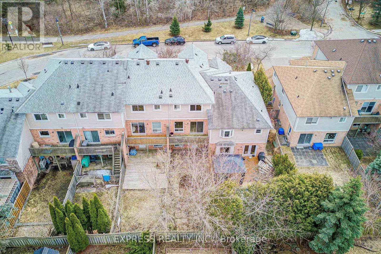 42 Charlotte Angliss Road, Markham, Ontario  L3P 7W6 - Photo 9 - N12970808