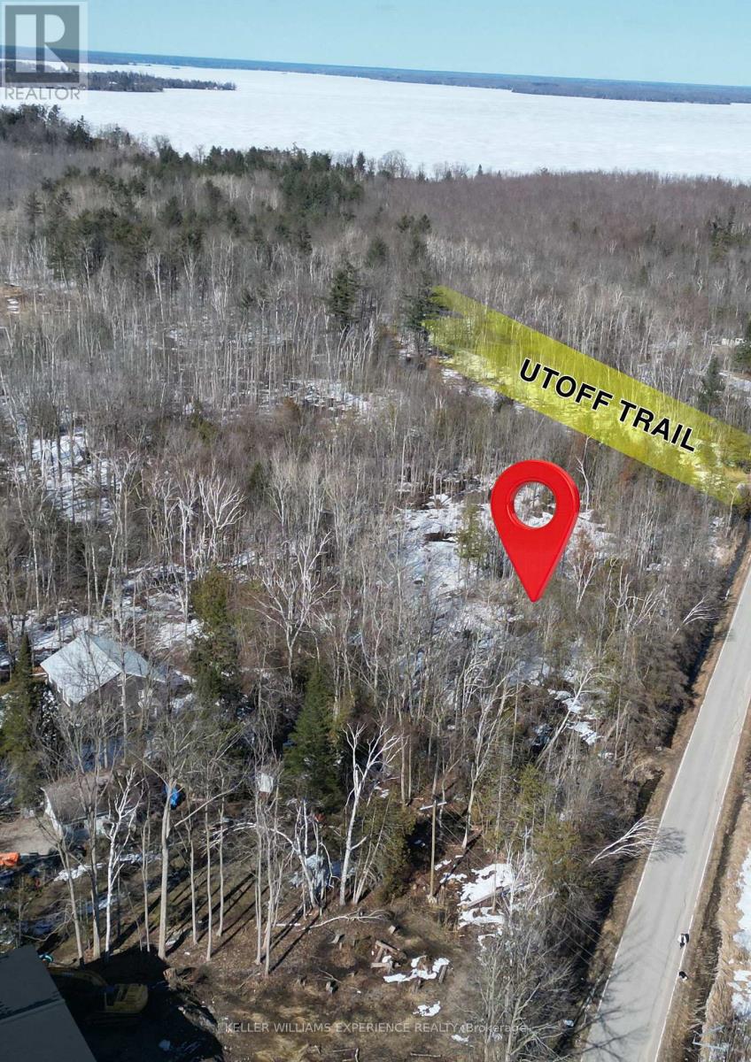 1382 Wilson Point Road, Orillia, Ontario  L3V 0G7 - Photo 2 - S12970742