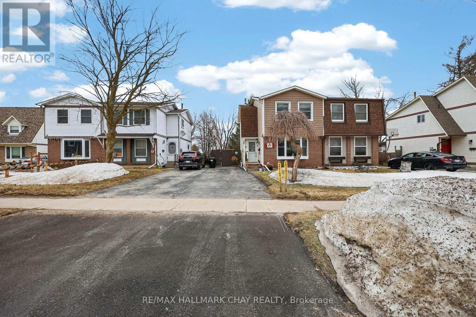 15 Wilde Place, Barrie (Letitia Heights), Ontario  L4N 4W6 - Photo 2 - S12970802