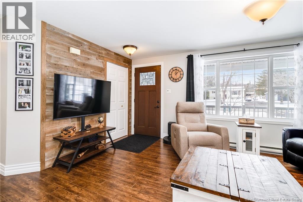 4a Mclean Avenue, Oromocto, New Brunswick  E2V 3N5 - Photo 2 - NB135228