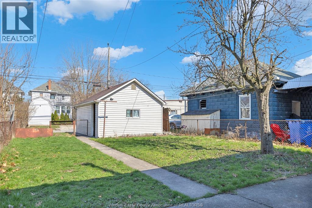 884 Moy, Windsor, Ontario N9A 2N8 - Photo 33 - 26007122
