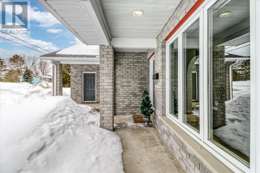 4372 Theresa Avenue, Hanmer, Ontario  P3P 1M4 - Photo 4 - 2127030