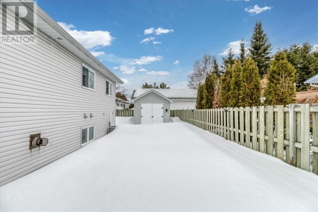 4372 Theresa Avenue, Hanmer, Ontario  P3P 1M4 - Photo 6 - 2127030