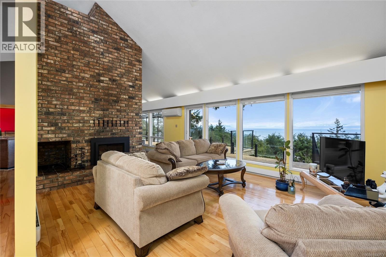 4864 Black Bear Ridge, Nanaimo, British Columbia V9T 6J4 - Photo 2 - 1030774