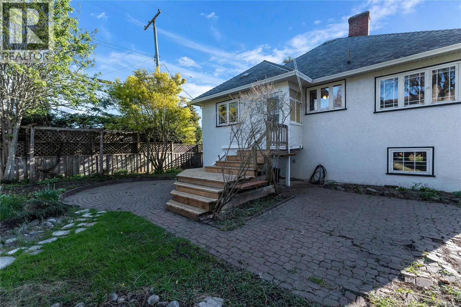 990 Hampshire Rd, Oak Bay, British Columbia  V8S 4S7 - Photo 30 - 1026251