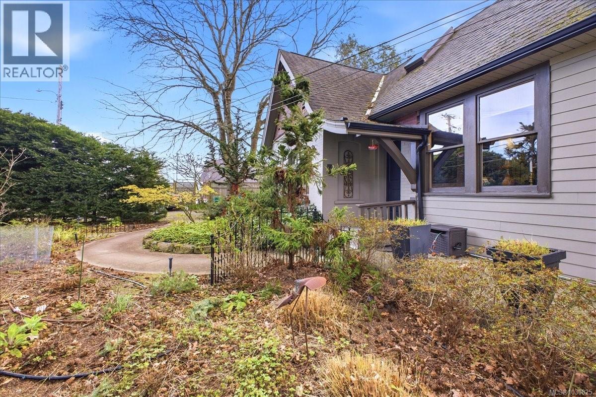 145 Prideaux St, Nanaimo, British Columbia  V9R 2M8 - Photo 4 - 1030825