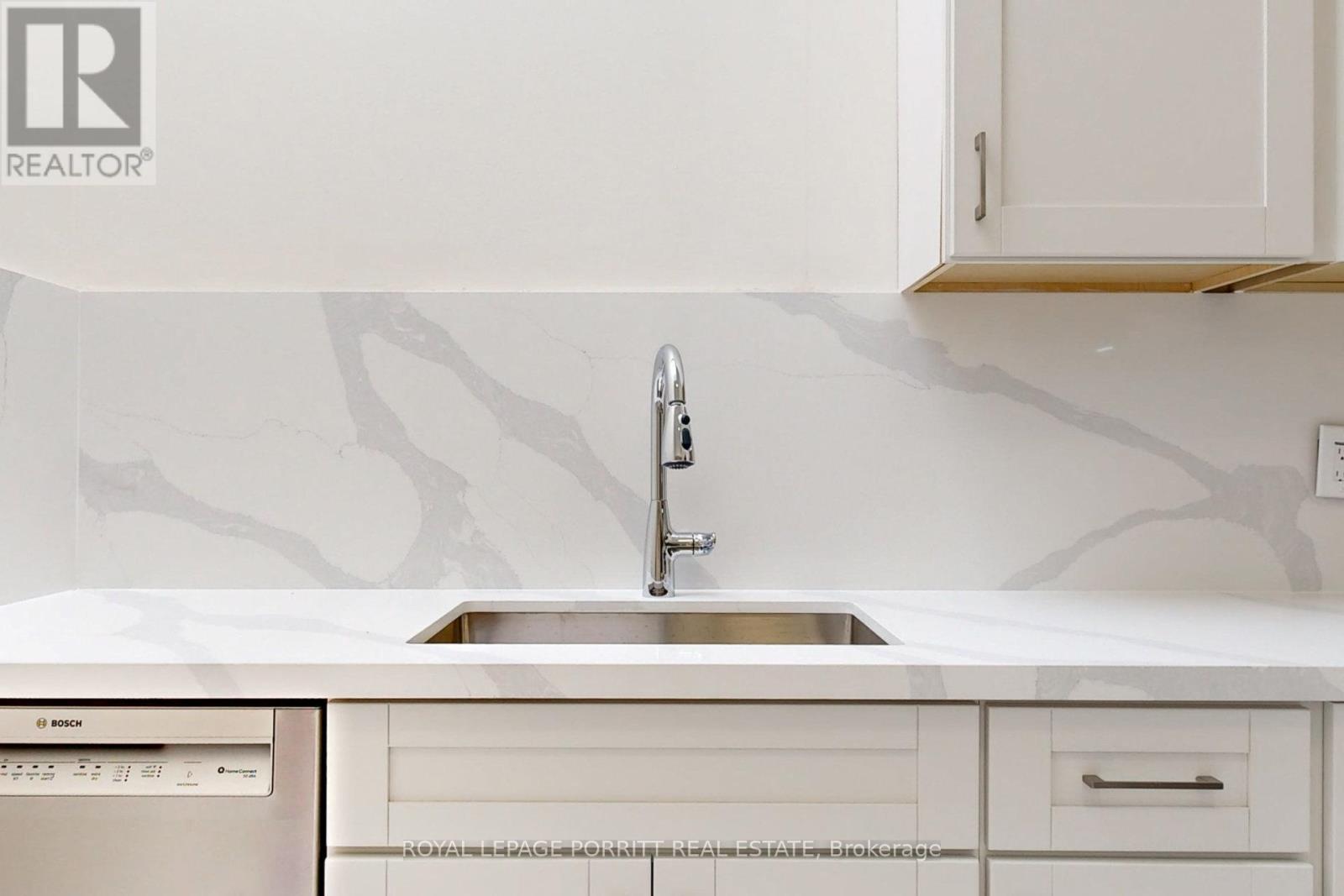 2 - 3519 Lake Shore Boulevard W, Toronto, Ontario  M8W 1N5 - Photo 31 - W12970640