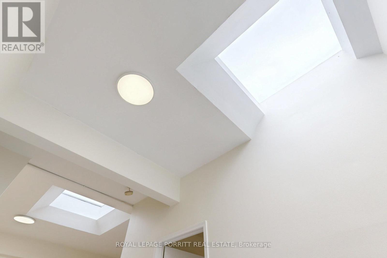 2 - 3519 Lake Shore Boulevard W, Toronto, Ontario  M8W 1N5 - Photo 34 - W12970640