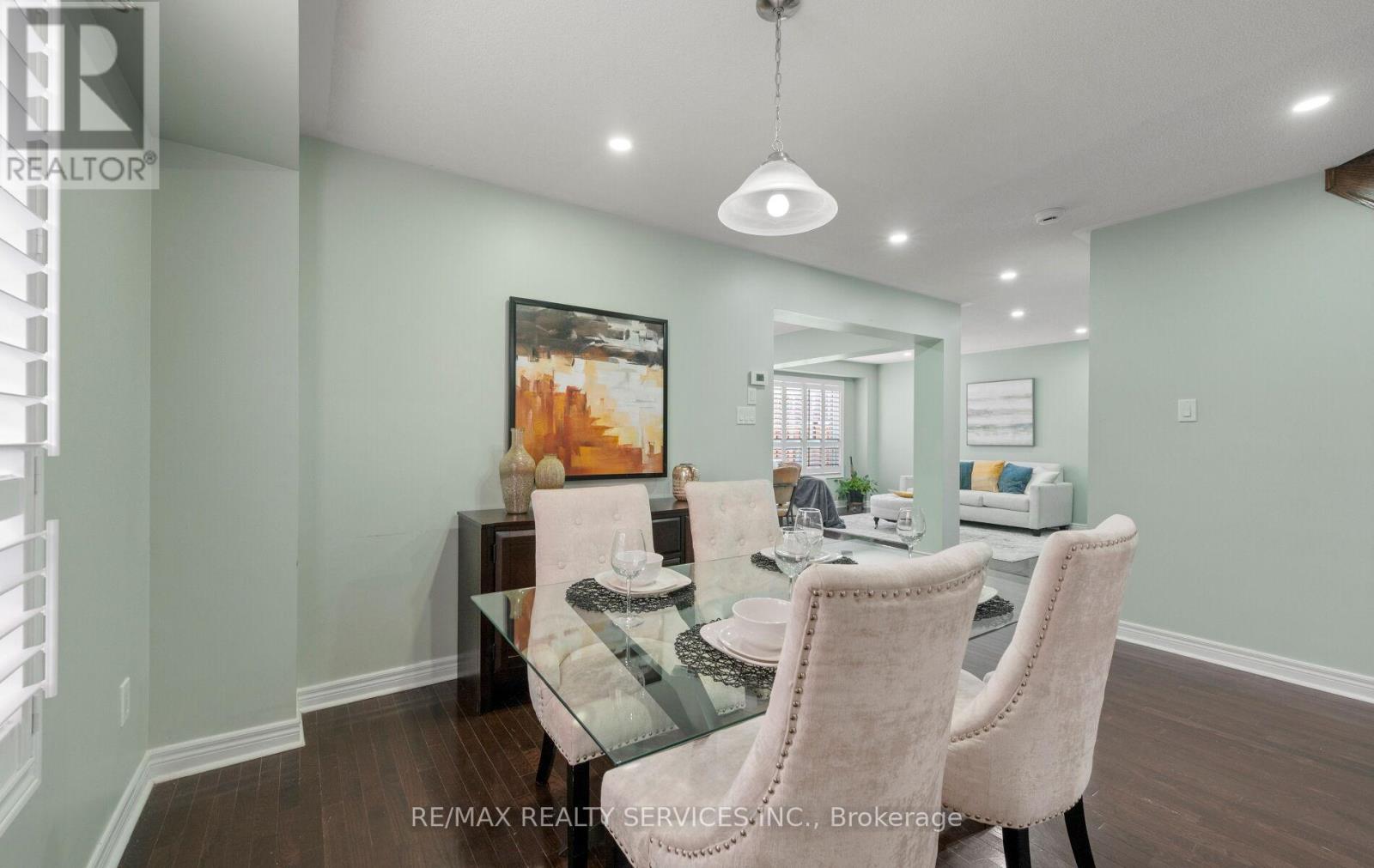 5 Thornbush Boulevard, Brampton, Ontario  L7A 3X9 - Photo 10 - W12970658