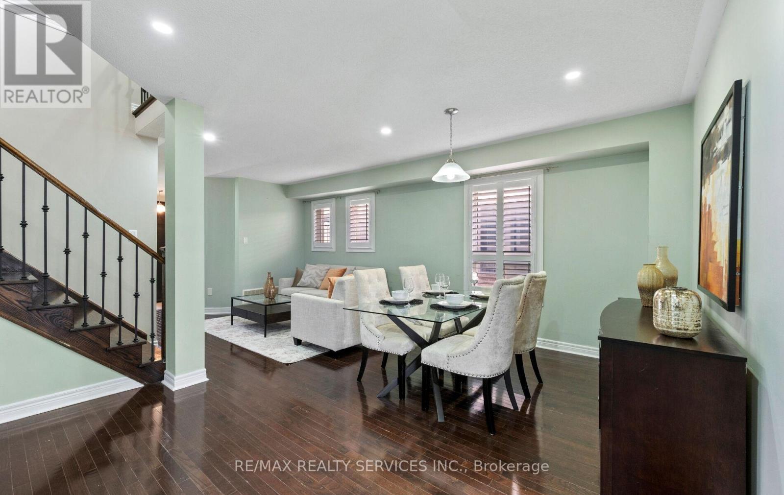 5 Thornbush Boulevard, Brampton, Ontario  L7A 3X9 - Photo 11 - W12970658