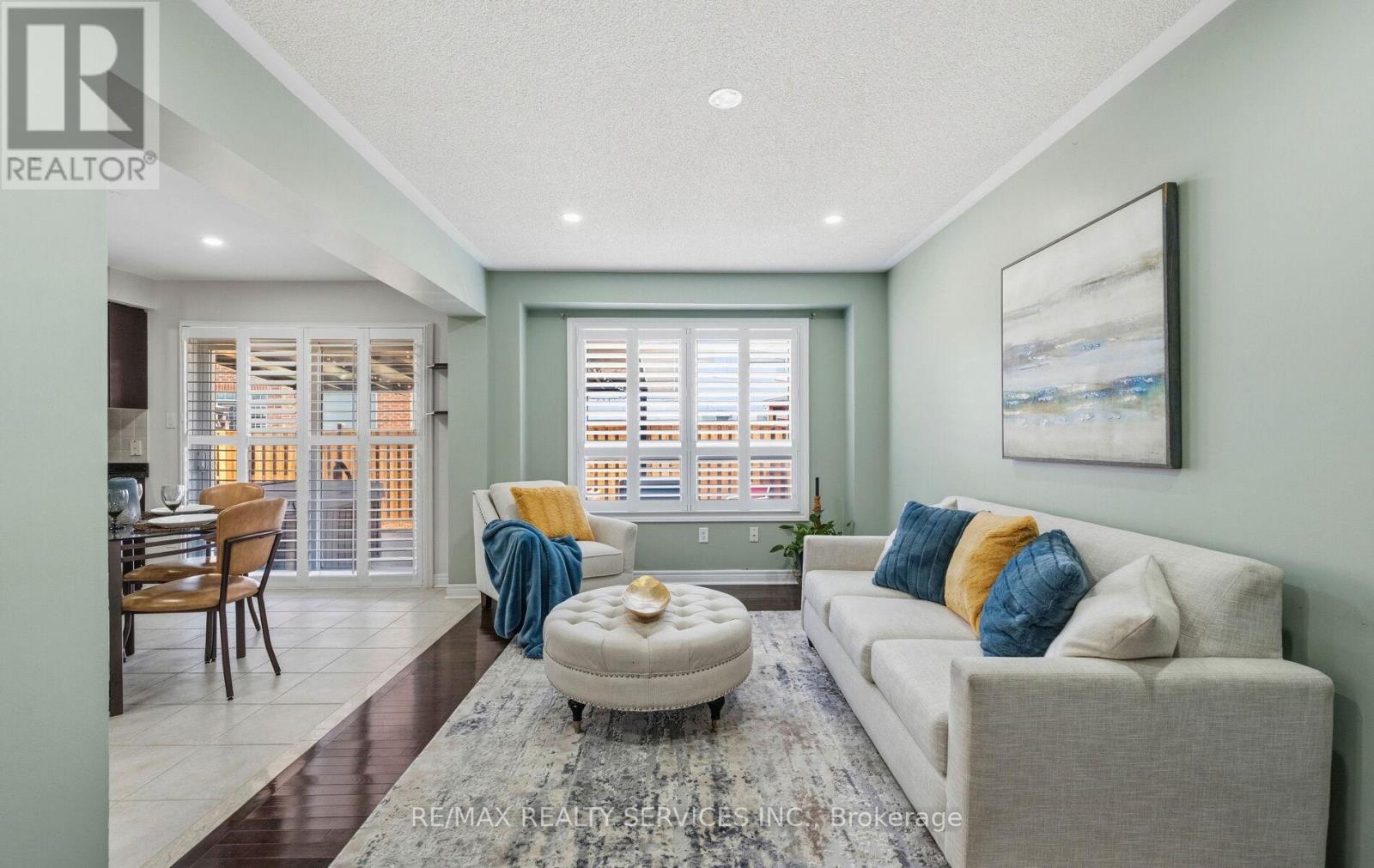 5 Thornbush Boulevard, Brampton, Ontario  L7A 3X9 - Photo 13 - W12970658