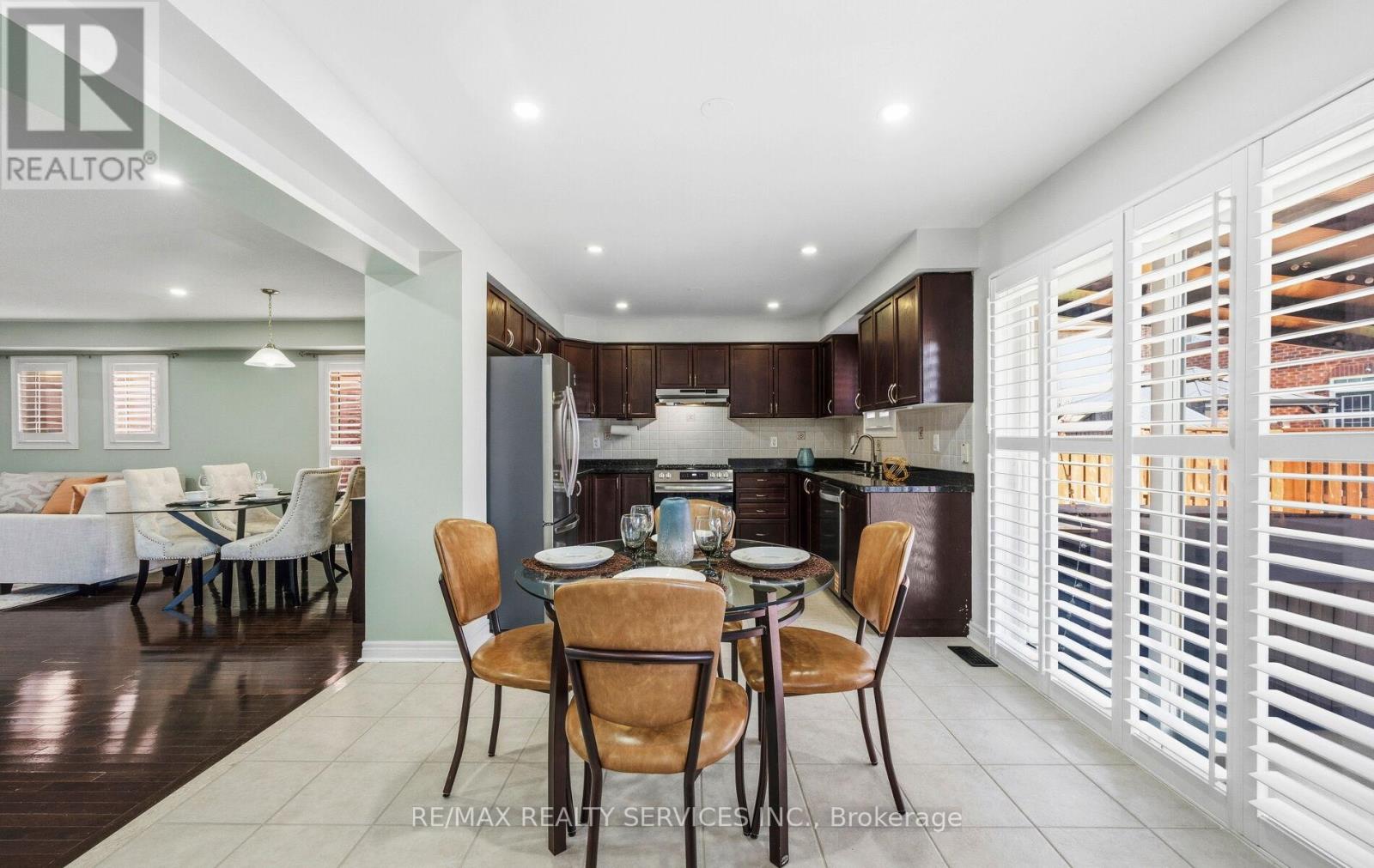 5 Thornbush Boulevard, Brampton, Ontario  L7A 3X9 - Photo 16 - W12970658