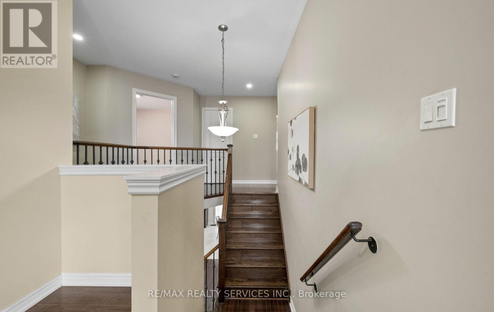 5 Thornbush Boulevard, Brampton, Ontario  L7A 3X9 - Photo 26 - W12970658