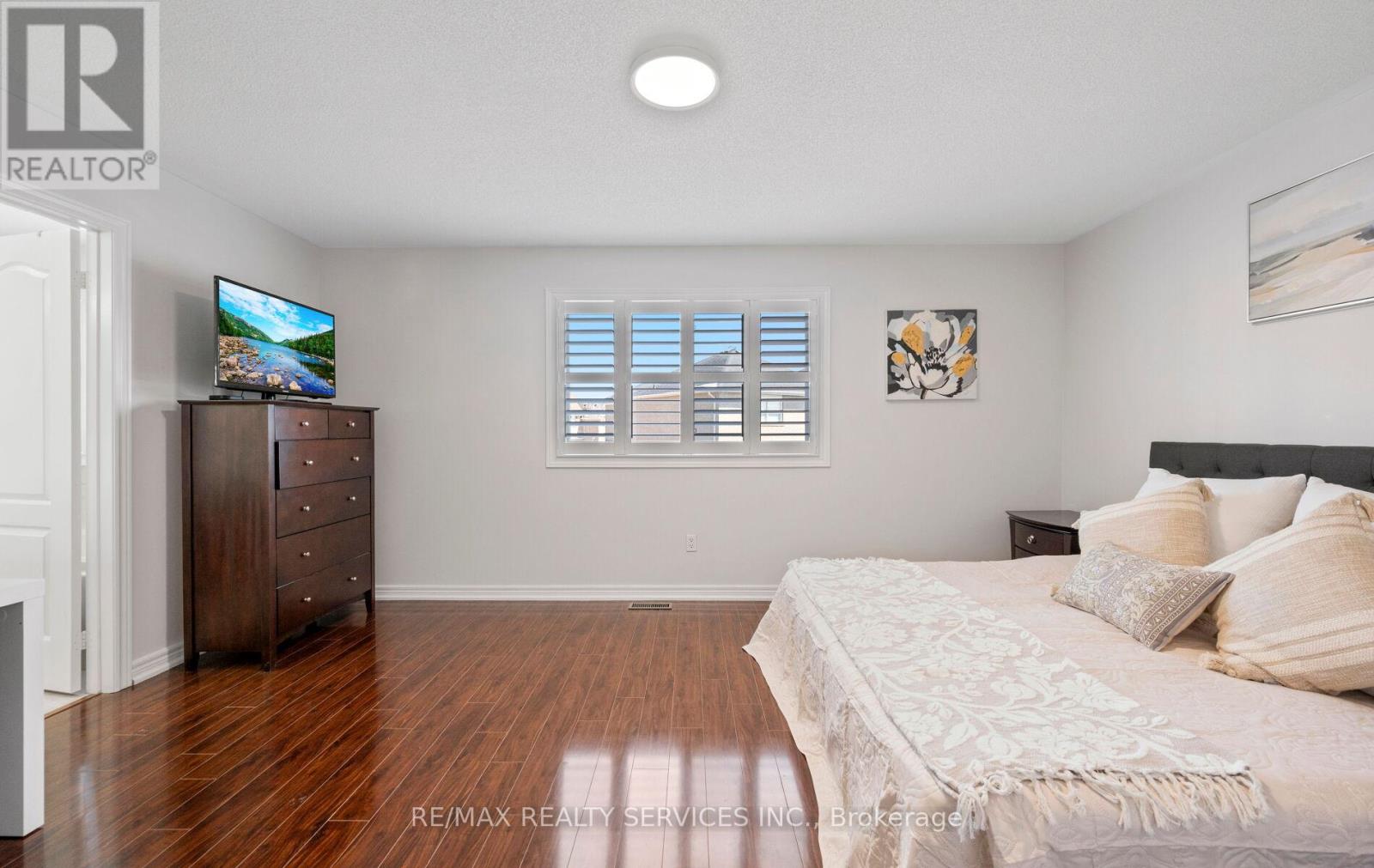 5 Thornbush Boulevard, Brampton, Ontario  L7A 3X9 - Photo 28 - W12970658