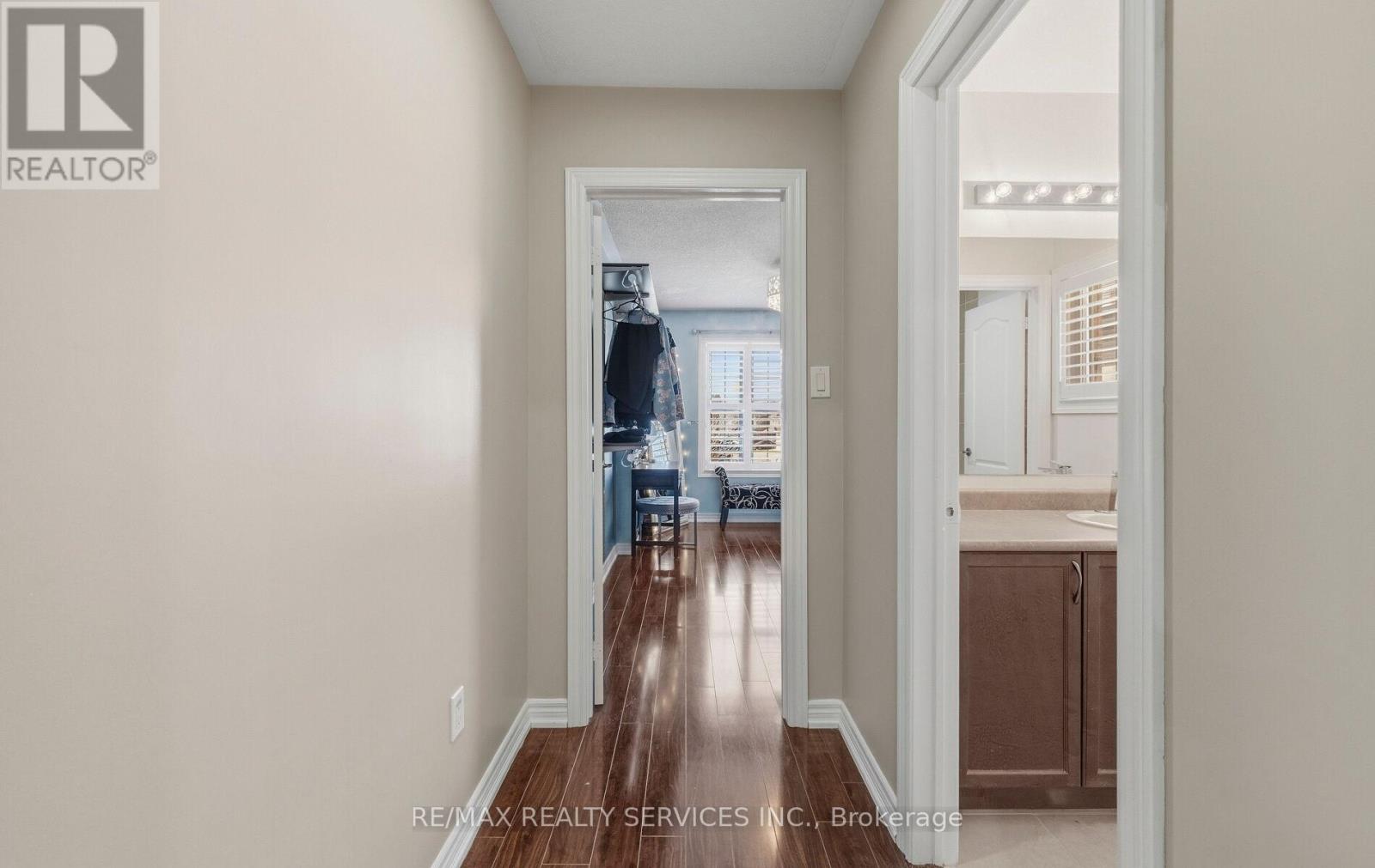 5 Thornbush Boulevard, Brampton, Ontario  L7A 3X9 - Photo 35 - W12970658