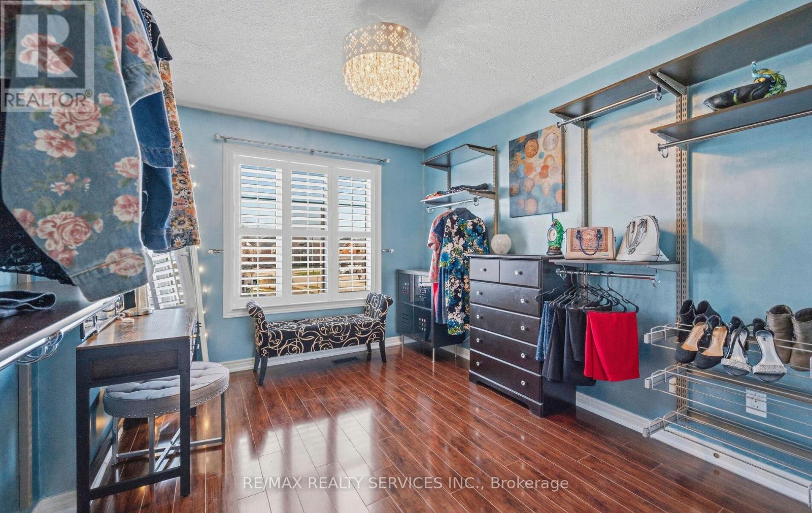 5 Thornbush Boulevard, Brampton, Ontario  L7A 3X9 - Photo 36 - W12970658