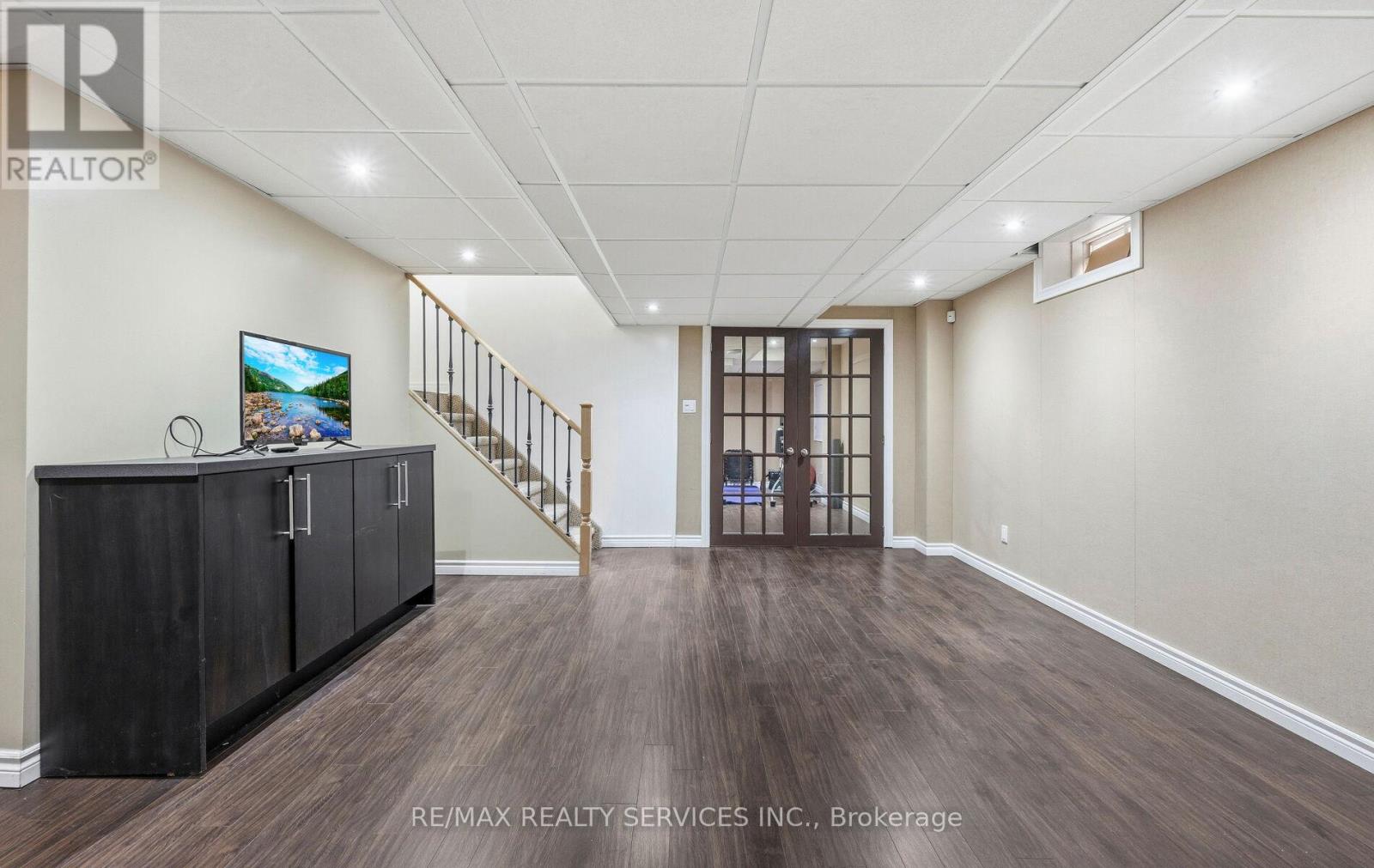 5 Thornbush Boulevard, Brampton, Ontario  L7A 3X9 - Photo 42 - W12970658