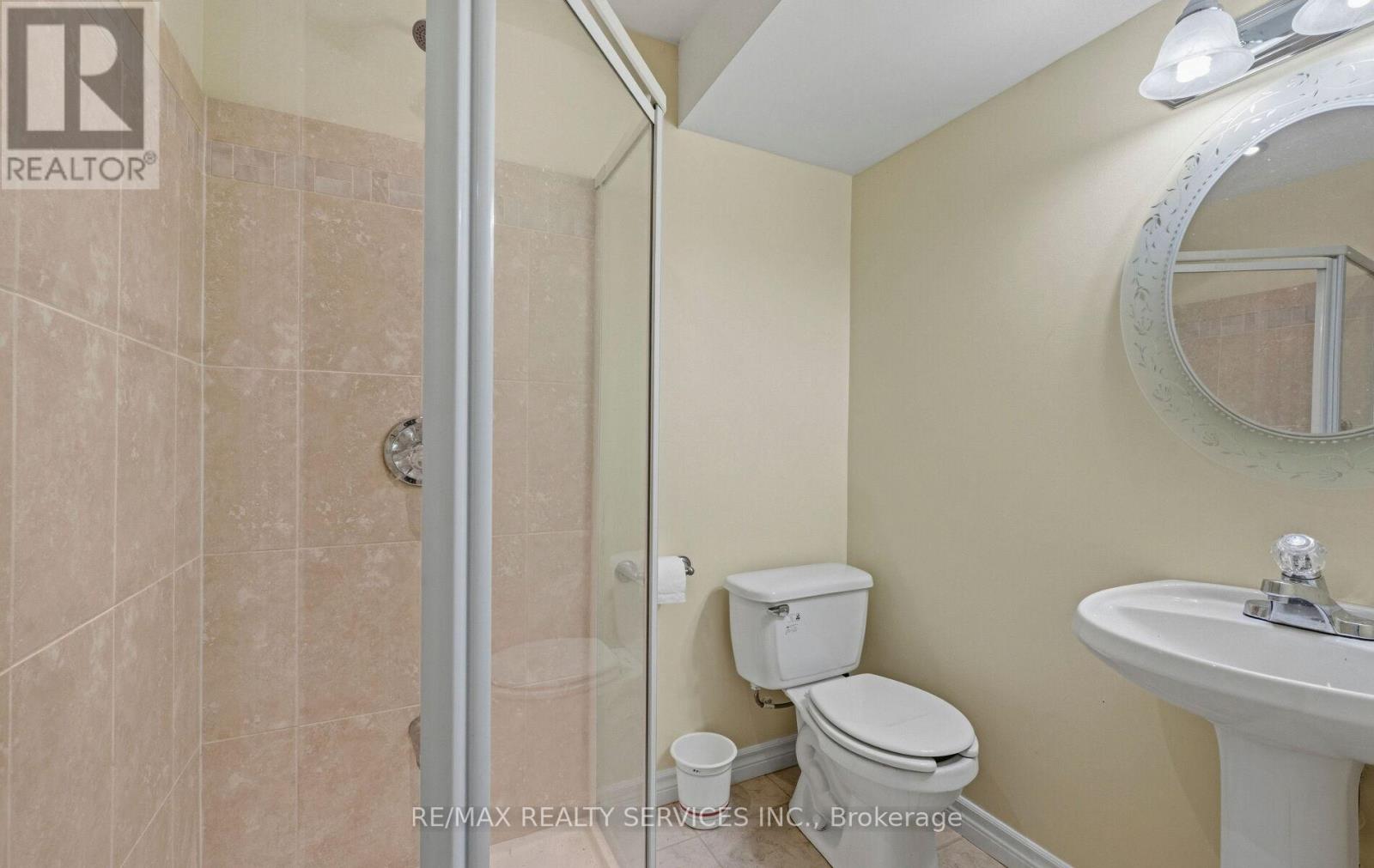 5 Thornbush Boulevard, Brampton, Ontario  L7A 3X9 - Photo 45 - W12970658