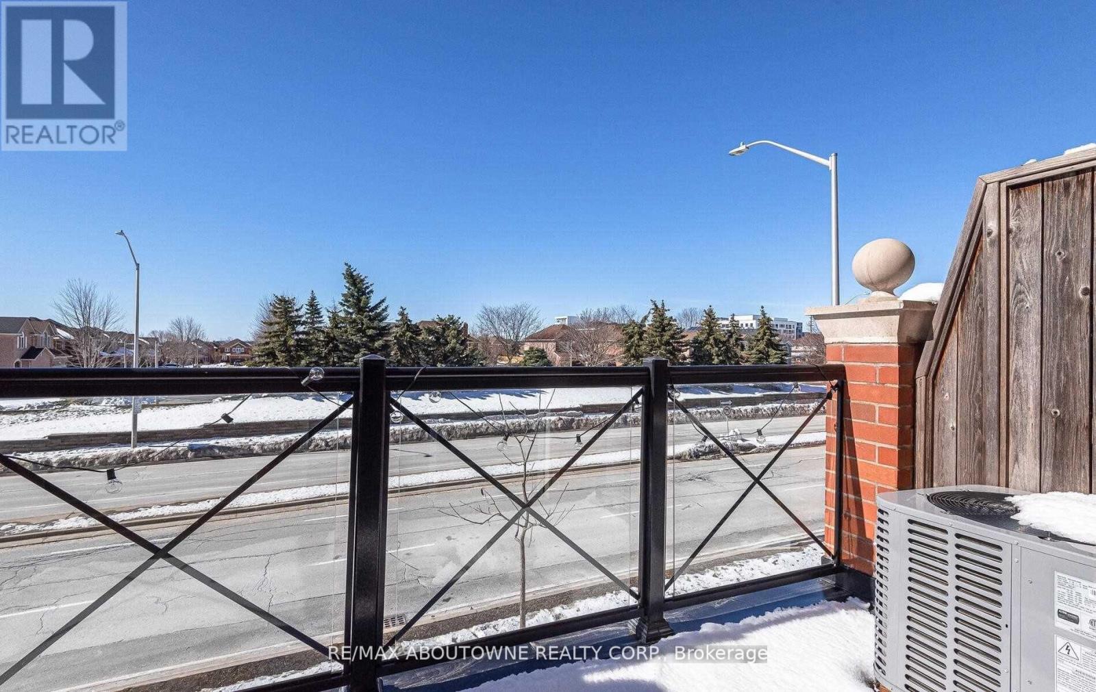 8 - 2557 Sixth Line, Oakville, Ontario  L6H 0H7 - Photo 12 - W12970660