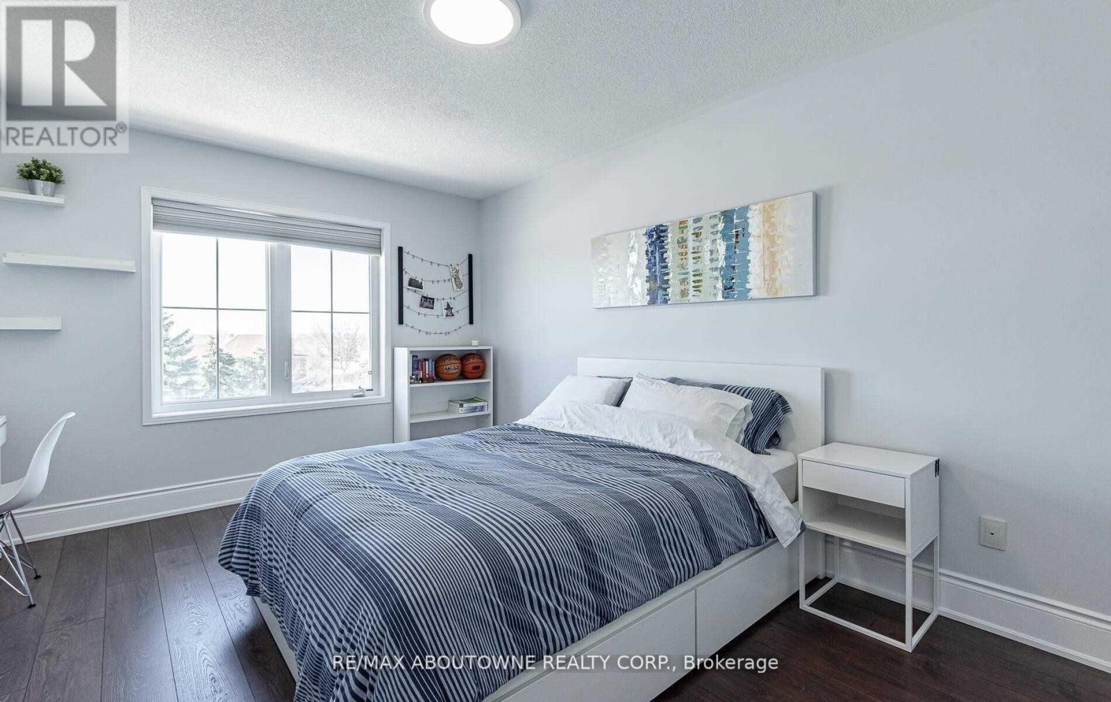 8 - 2557 Sixth Line, Oakville, Ontario  L6H 0H7 - Photo 13 - W12970660