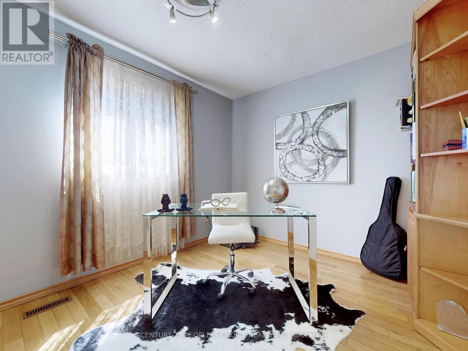 5992 Ladyburn Crescent, Mississauga, Ontario  L5M 4V9 - Photo 17 - W12970696