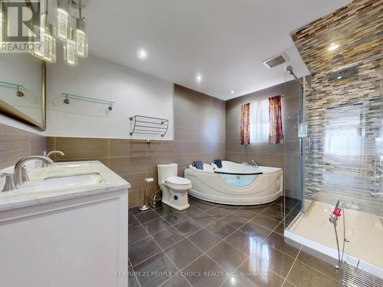 5992 Ladyburn Crescent, Mississauga, Ontario  L5M 4V9 - Photo 29 - W12970696