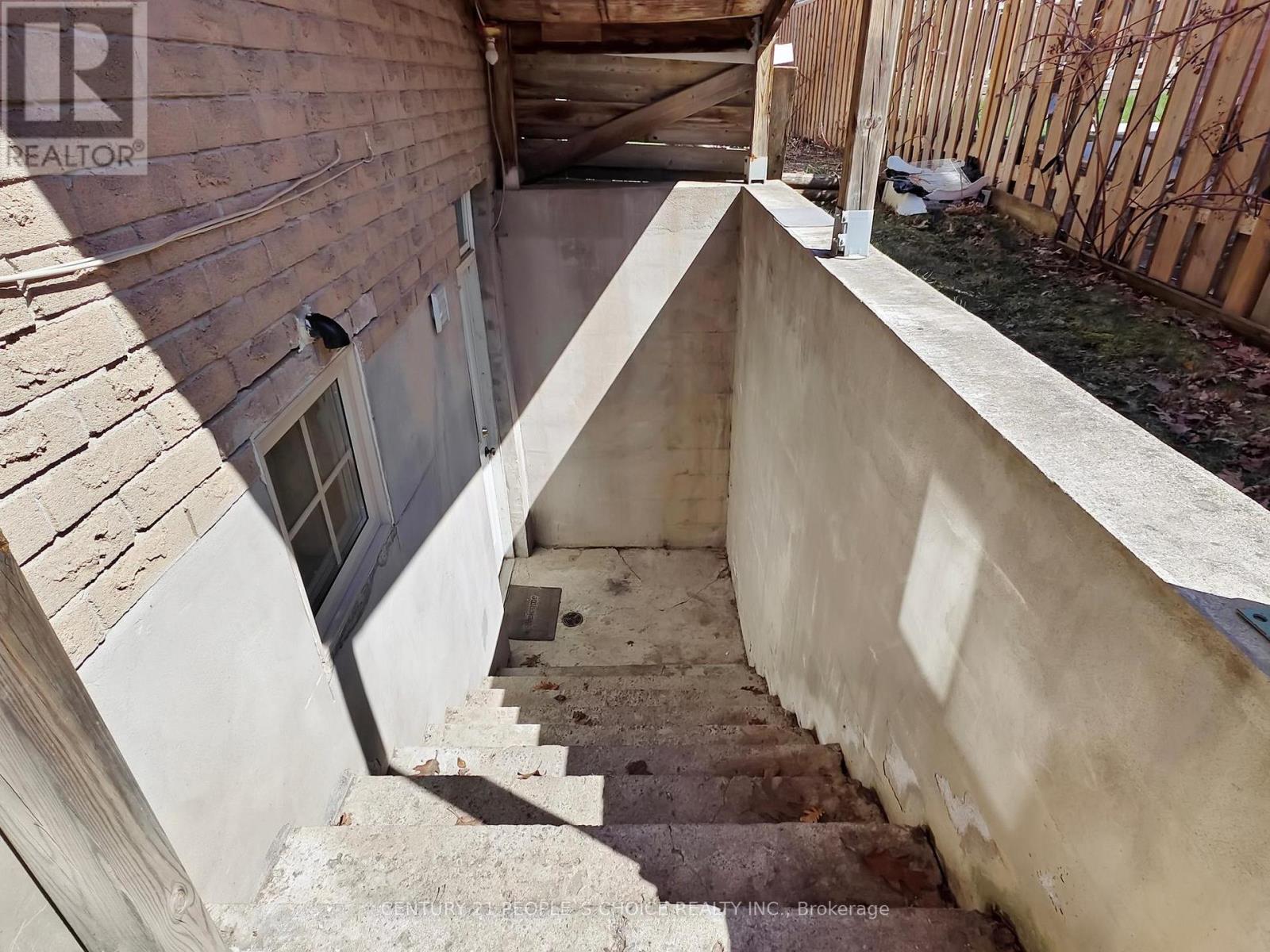 5992 Ladyburn Crescent, Mississauga, Ontario  L5M 4V9 - Photo 44 - W12970696