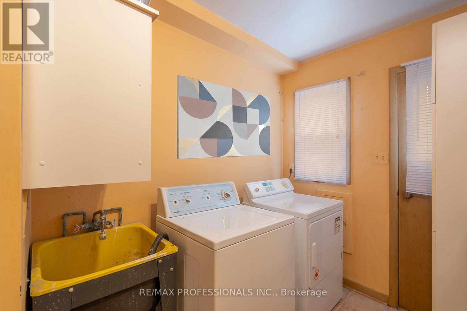 315 Markland Drive, Toronto, Ontario  M9C 1R4 - Photo 35 - W12970702