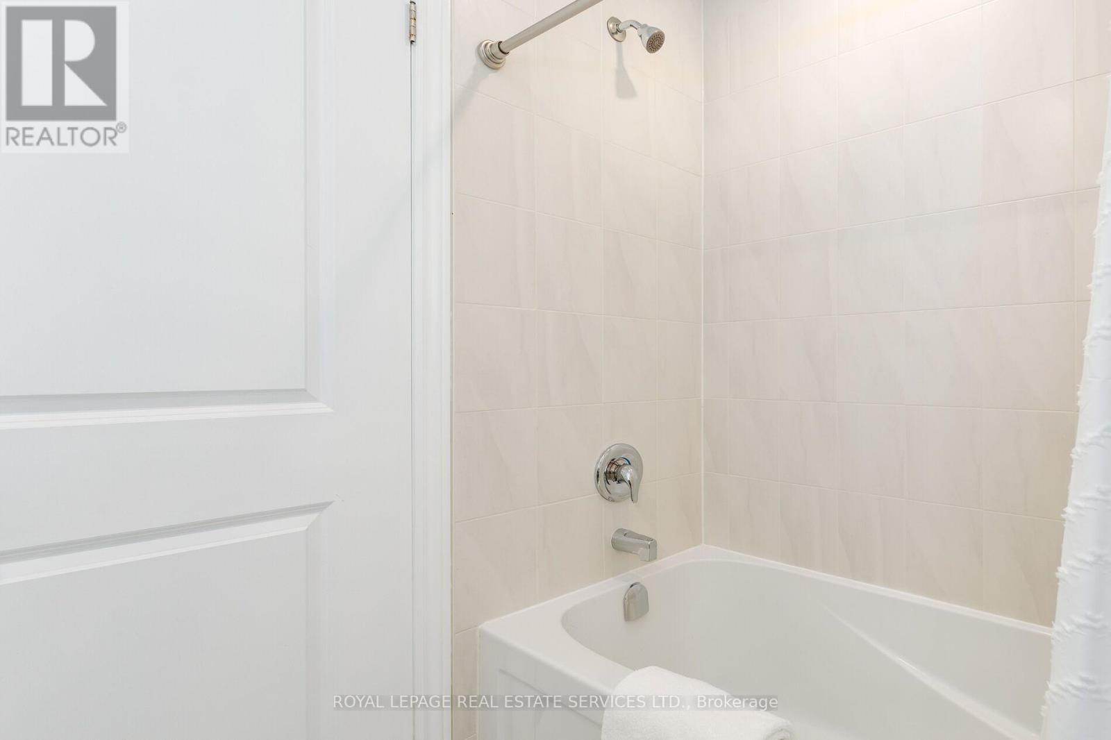 212 - 2370 Khalsa Gate, Oakville, Ontario  L6M 1P5 - Photo 20 - W12970730