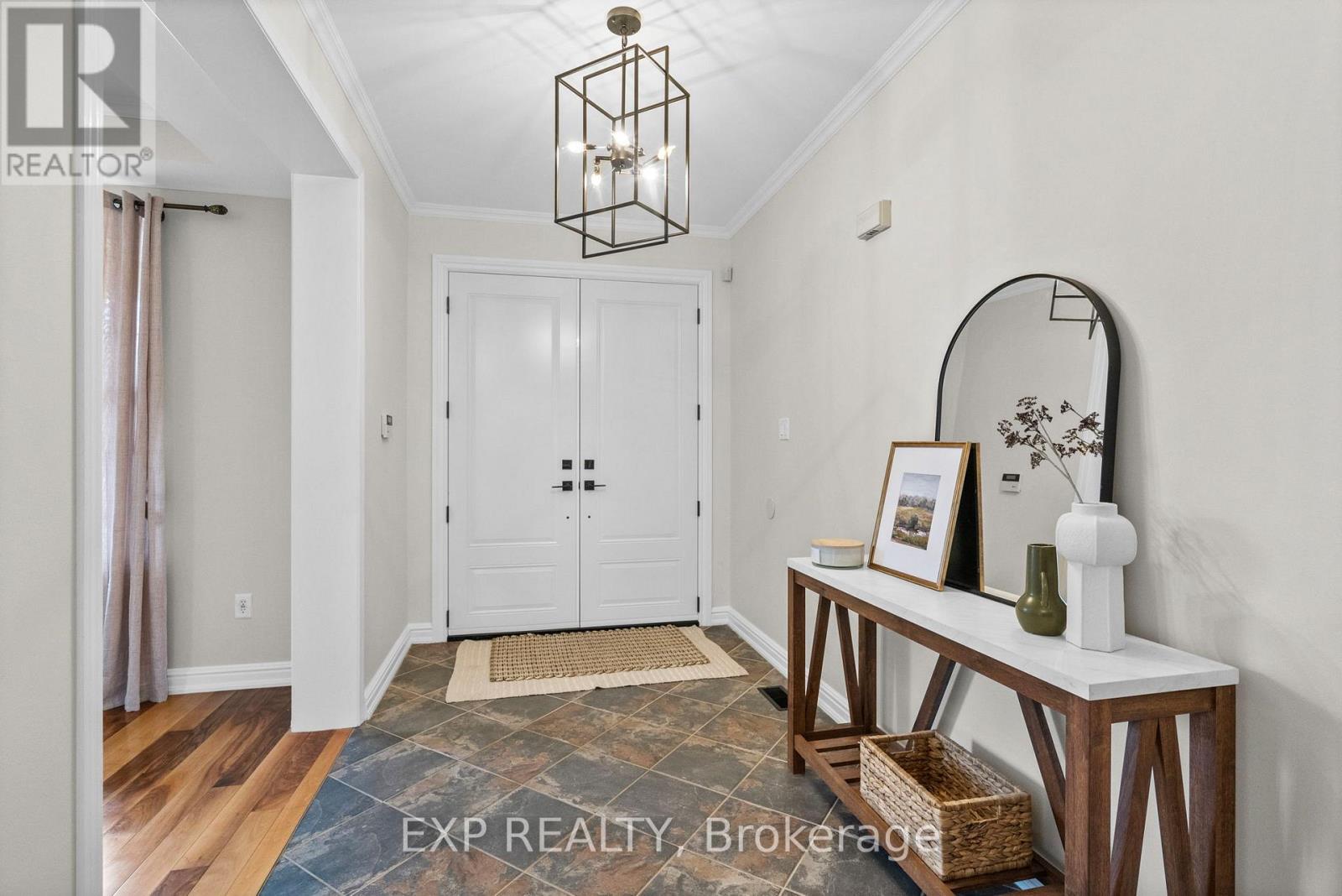 106 Arborglen Drive, Halton Hills, Ontario  L7G 6L4 - Photo 3 - W12970752